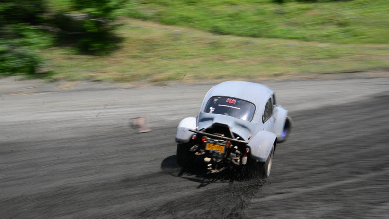 Illustration for article titled Learning Fast And Loose At Rally School In My Baja Bug